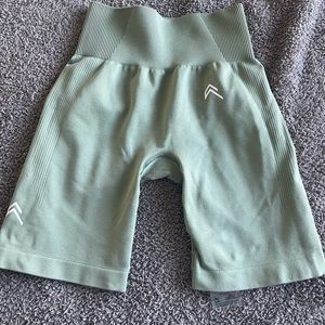 Size small oneractive cycling shorts